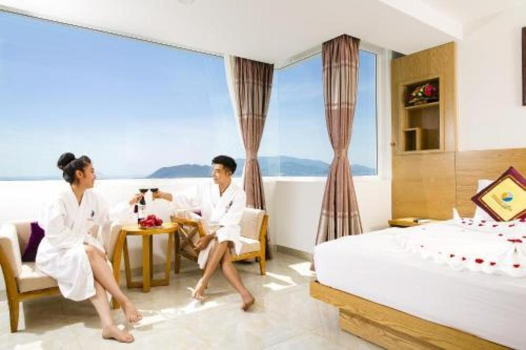 Hotel Majestic Star Nha Trang Exterior foto